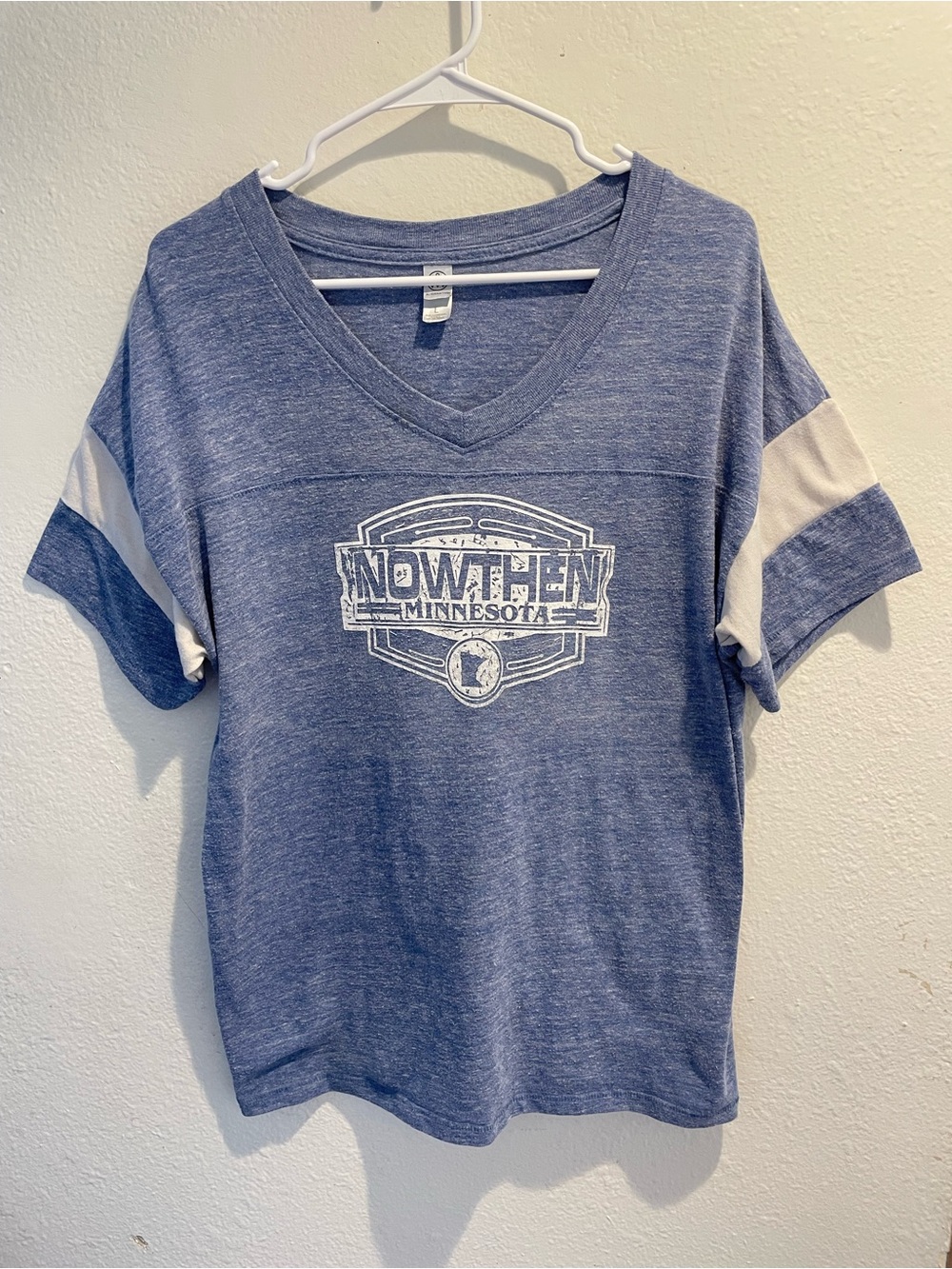 Alternative Apparel Minnesota T Shirt Womens Large Nowthen Jersey Stripe V Neck